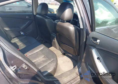 2011 Nissan Altima 2.5 S z USA, uszkodzony, nr VIN 1N4AL2AP3BN407891